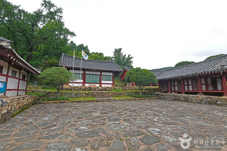 광양향교 여행 추천 - 메고지고