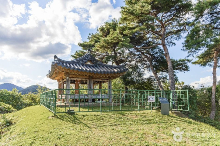 괴산 고산정 및 제월대 여행 추천 - 메고지고