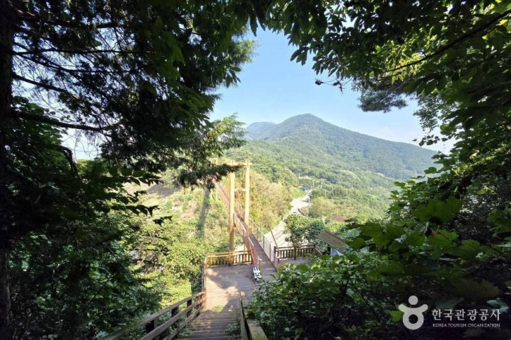 마금산 여행 추천 - 메고지고