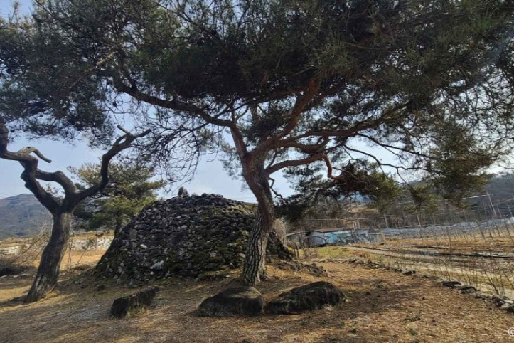 거창 거기리 성황단 여행 추천 - 메고지고
