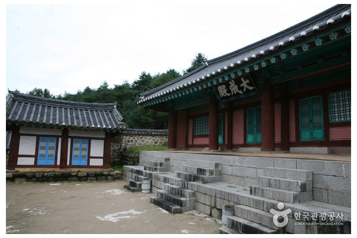 평창향교 여행 추천 - 메고지고