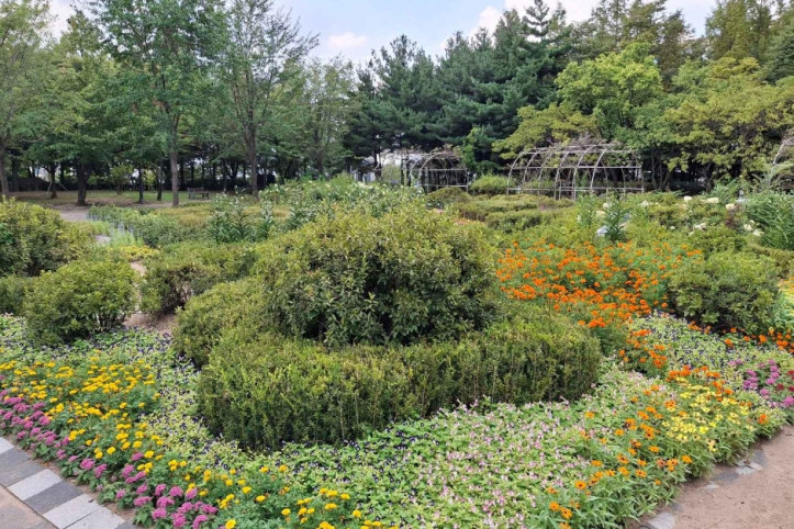 대현산배수지공원·대현산배수지공원 모노레일 여행 추천 - 메고지고