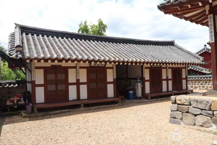 연기향교 여행 추천 - 메고지고