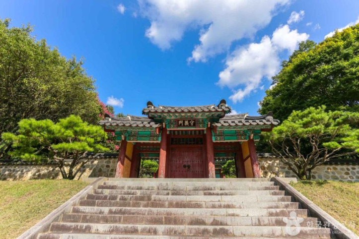 충민사 여행 추천 - 메고지고