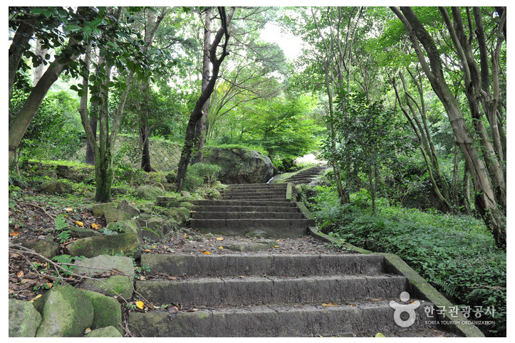 유달산 달성공원 여행 추천 - 메고지고