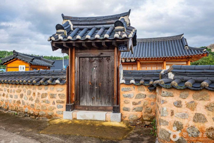 고산서원(울진) 여행 추천 - 메고지고