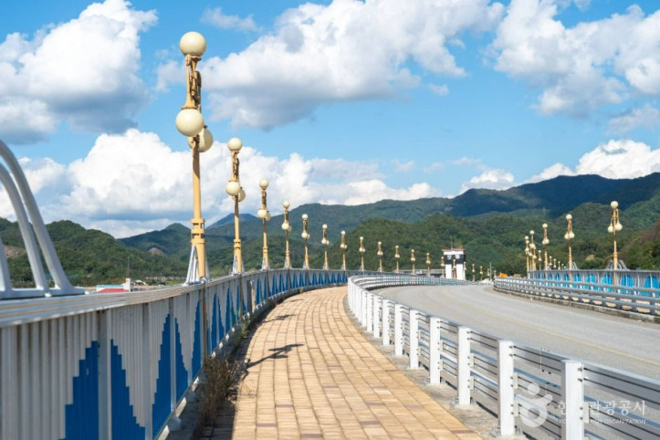 충주 강변길 여행 추천 - 메고지고