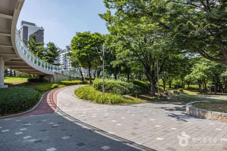인천중앙공원 여행 추천 - 메고지고