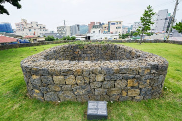 서귀포항 여행 추천 - 메고지고