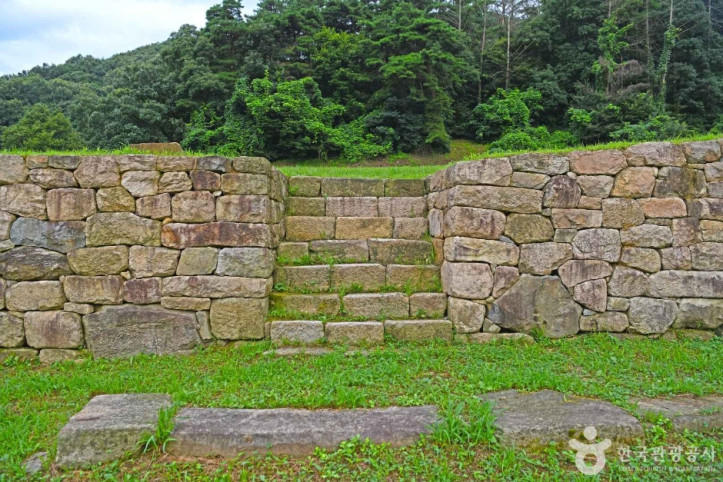 충주 숭선사지 여행 추천 - 메고지고