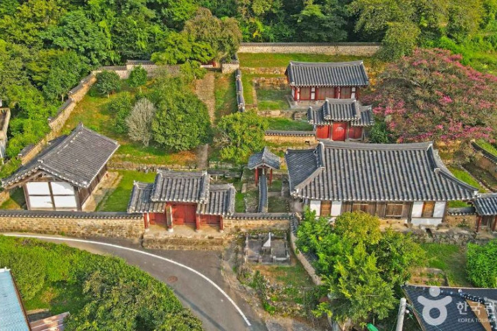 연곡서원 여행 추천 - 메고지고