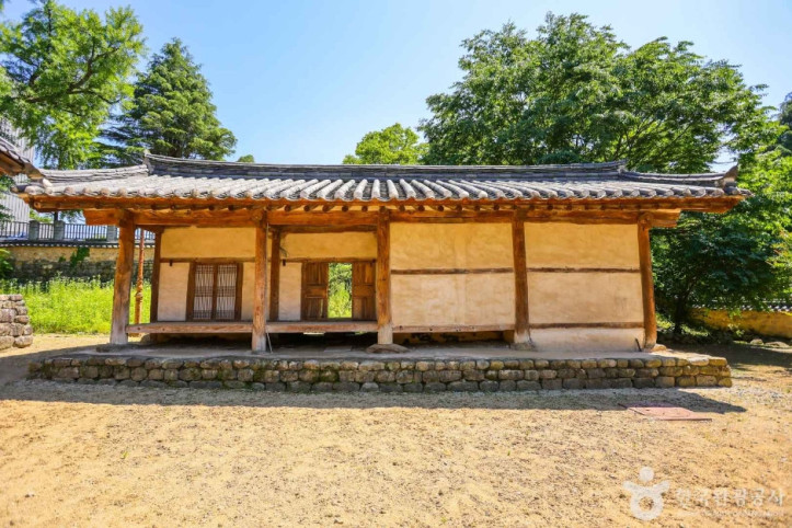 군위향교 여행 추천 - 메고지고