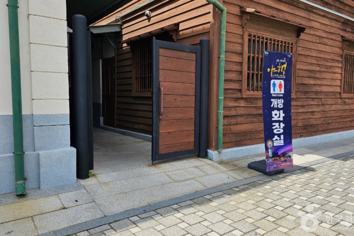군산근대미술관 여행 추천 - 메고지고