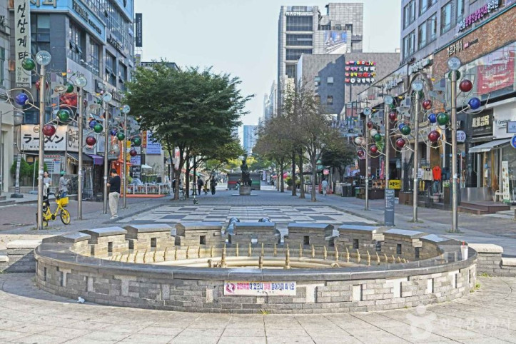 나혜석거리 여행 추천 - 메고지고