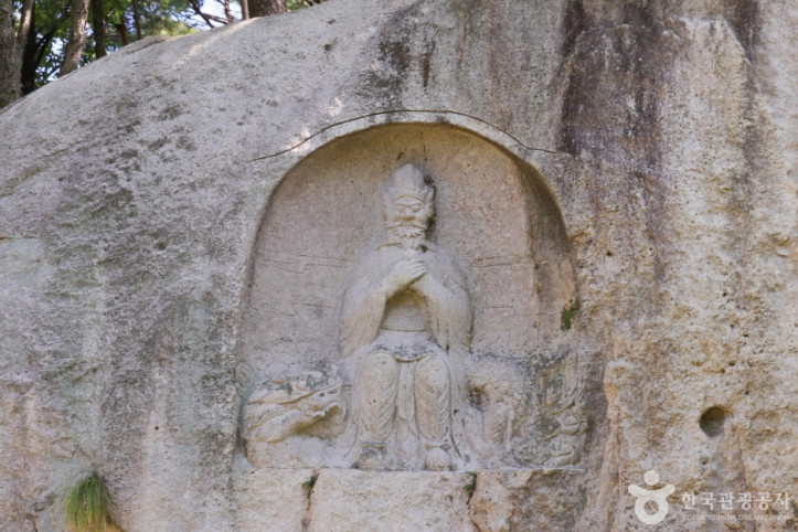 울주 간월사지 석조여래좌상 여행 추천 - 메고지고