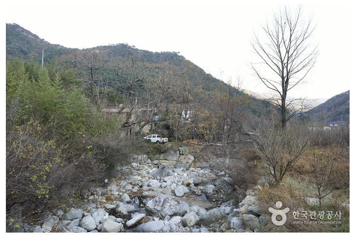 웅석계곡 여행 추천 - 메고지고