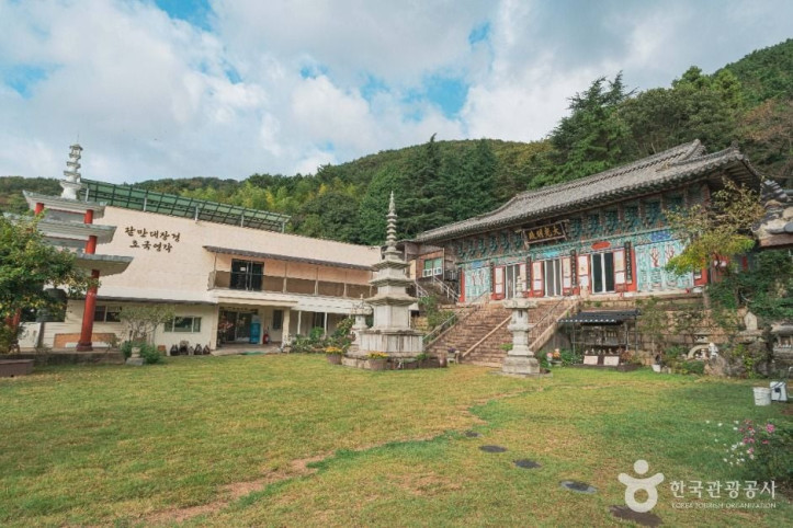 금수사(부산) 여행 추천 - 메고지고