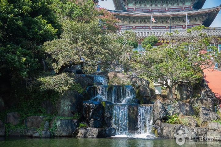 약천사(제주) 여행 추천 - 메고지고