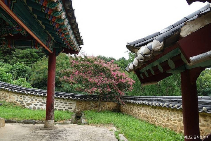 덕산향교 여행 추천 - 메고지고