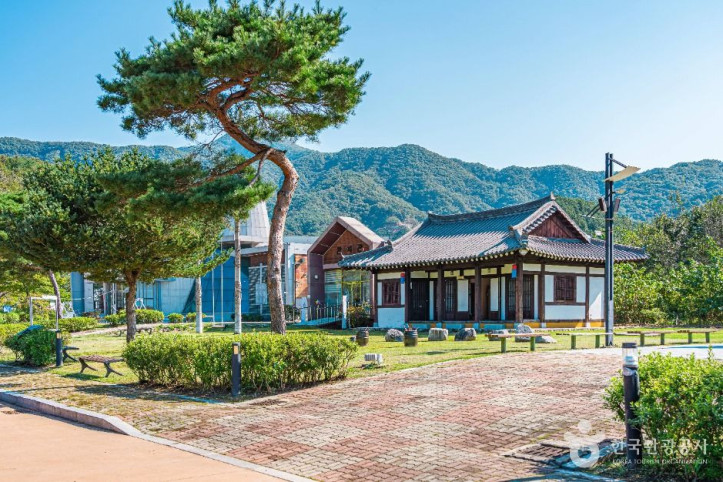 완주 대승한지마을 여행 추천 - 메고지고