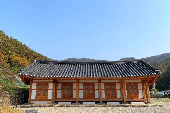 되재성당 여행 추천 - 메고지고