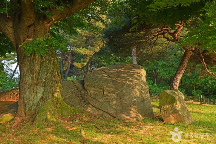 부여 산직리지석묘 여행 추천 - 메고지고