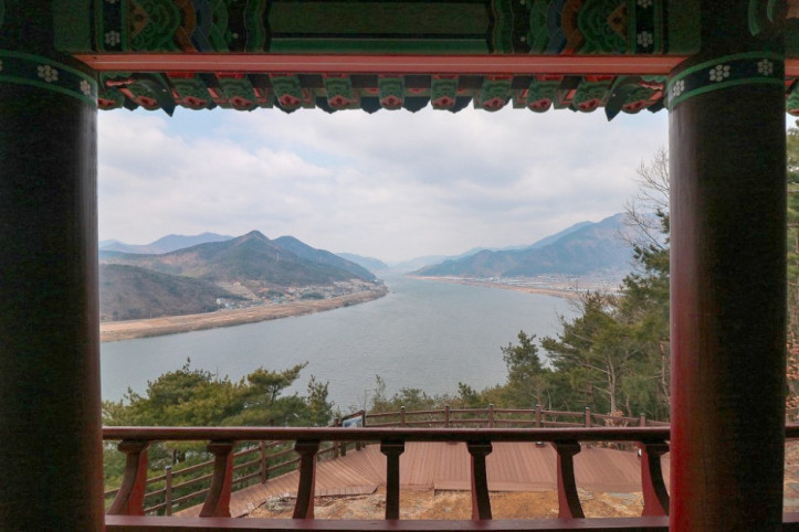 임경대 여행 추천 - 메고지고