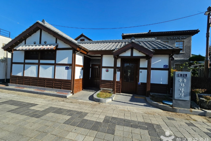 군산 시간여행마을 여행 추천 - 메고지고