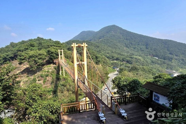 마금산 여행 추천 - 메고지고
