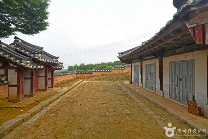 호산서원 여행 추천 - 메고지고