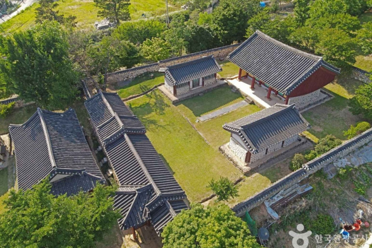 천안향교 여행 추천 - 메고지고
