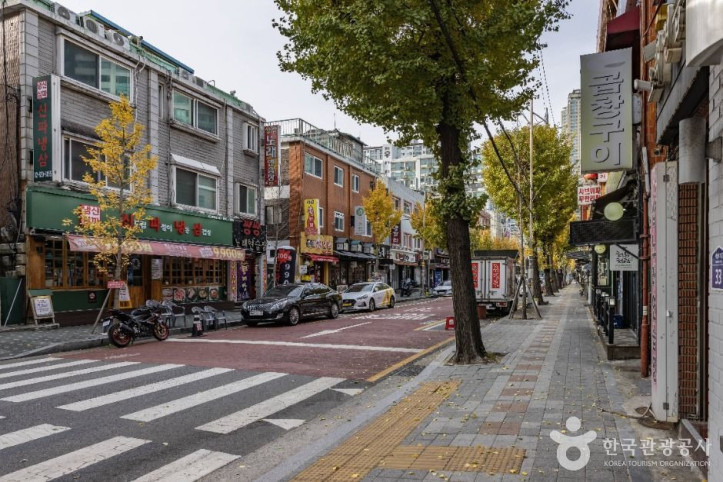 국제음식문화거리(INTERNATIONAL FOOD STREET) 여행 추천 - 메고지고
