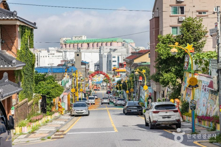 송월동 동화마을 여행 추천 - 메고지고