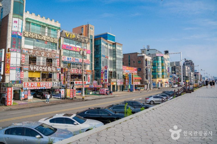 오이도 음식문화거리 여행 추천 - 메고지고