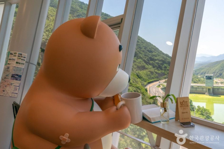 보현산댐 전망대 여행 추천 - 메고지고