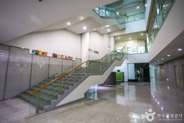 바운스 트램폴린파크 동대구신세계백화점센터 여행 추천 - 메고지고