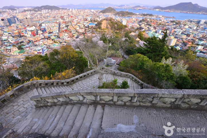 목포 관광특구 여행 추천 - 메고지고