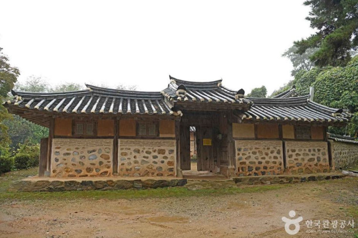 화성 정시영 고택 여행 추천 - 메고지고