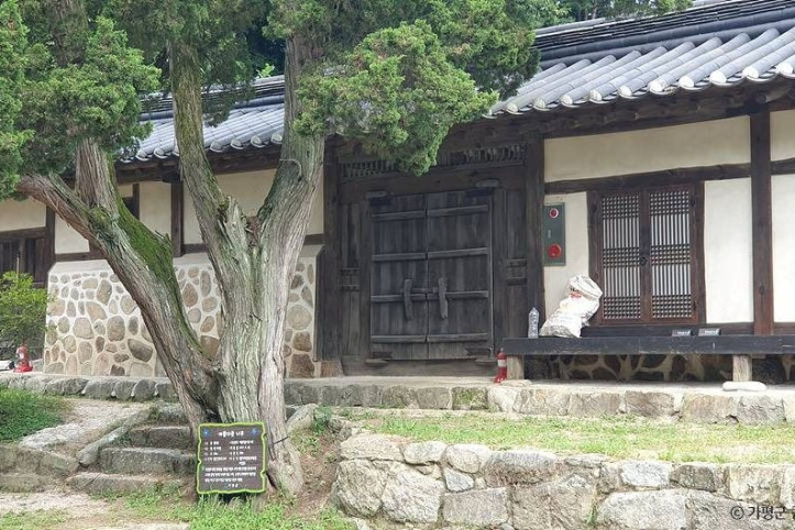 가평 연하리향나무 여행 추천 - 메고지고