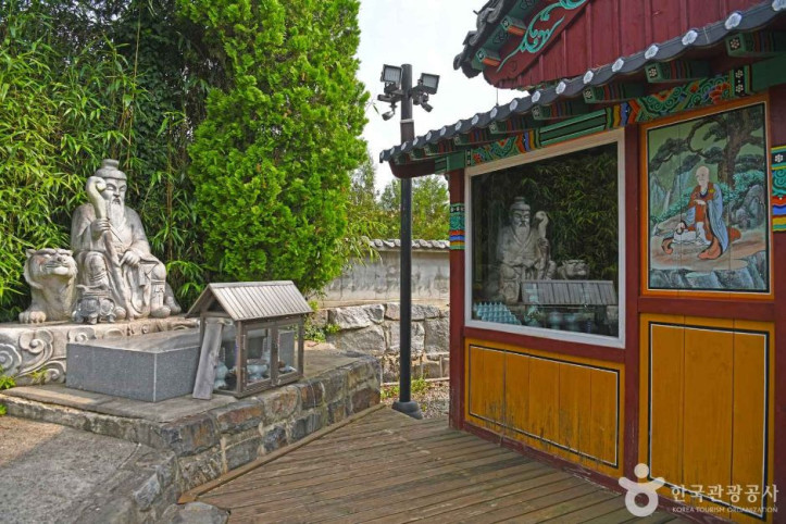 용봉사(김제) 여행 추천 - 메고지고