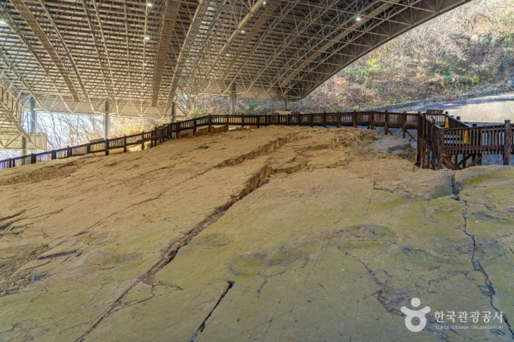 서유리 공룡화석지 (무등산권 국가지질공원) 여행 추천 - 메고지고