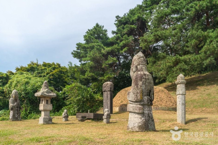 충주 이수일 묘소 여행 추천 - 메고지고