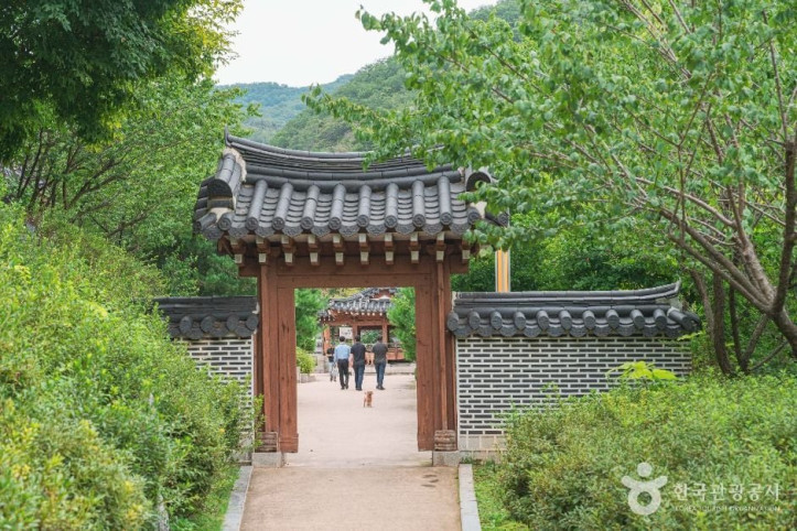 사기막골근린공원 여행 추천 - 메고지고