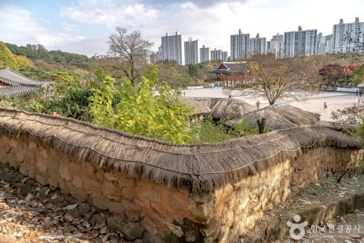 수내동가옥(이택구가옥) 여행 추천 - 메고지고
