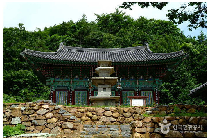 금곡사삼층석탑 여행 추천 - 메고지고