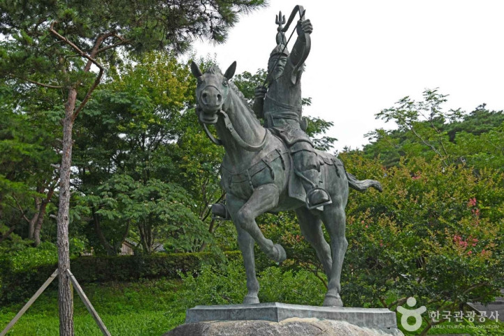 충의사(최경회장군) 여행 추천 - 메고지고