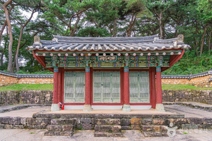 금강사(강진) 여행 추천 - 메고지고