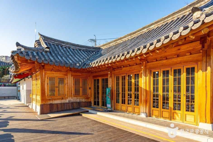 흥천사 여행 추천 - 메고지고