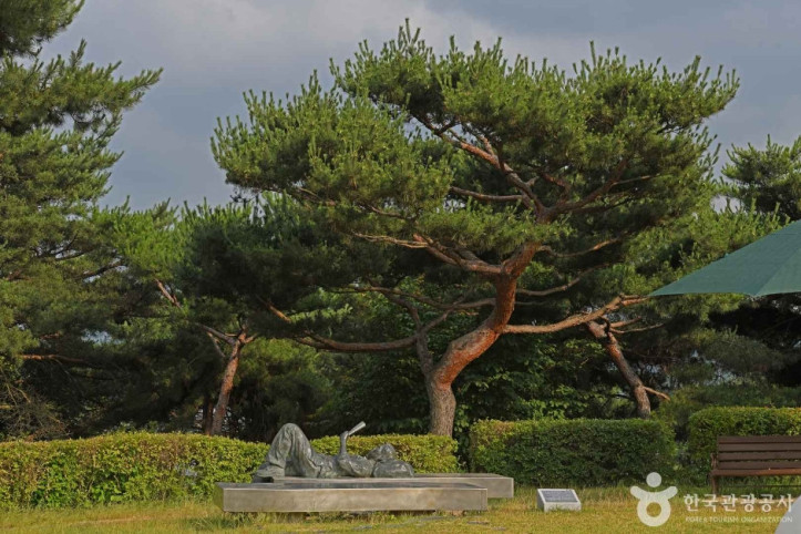 예당호 조각공원 여행 추천 - 메고지고