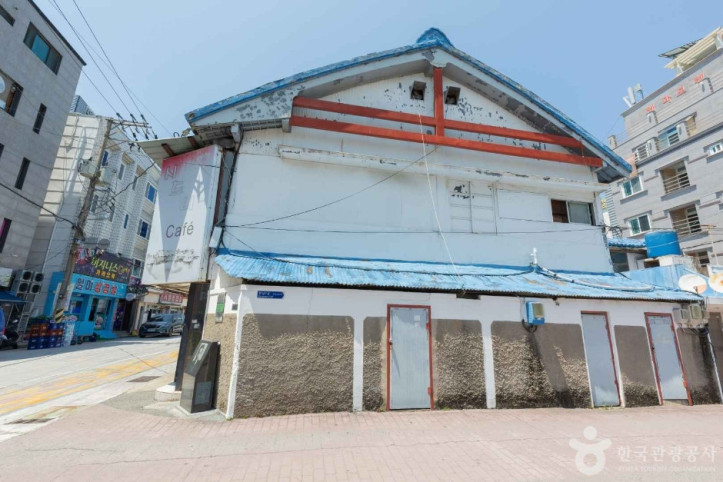 이중섭 거주지(통영) 여행 추천 - 메고지고